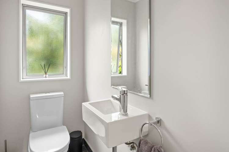 11A Covil Avenue Te Atatu South_17