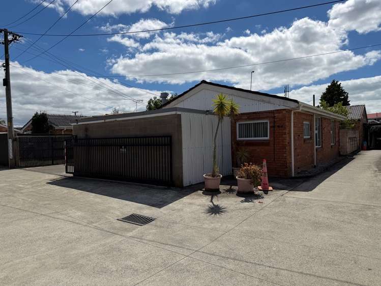 1/6 Alana Place Mount Wellington_18