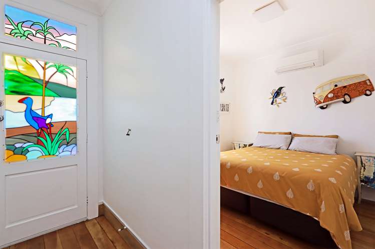 905 Willowpark Road North Mayfair_14