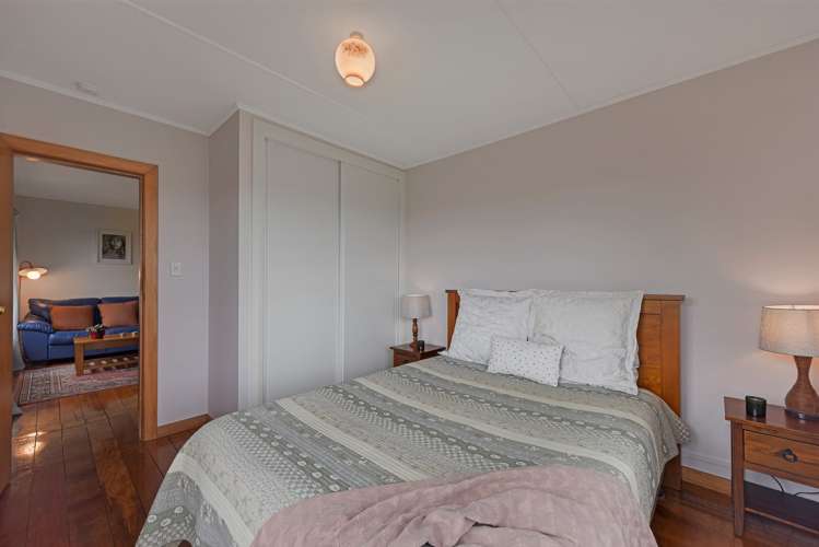 256 The Ridgeway Stoke_11