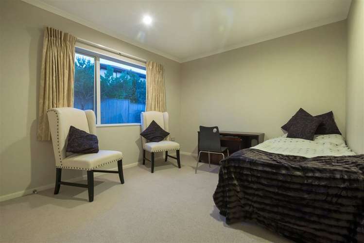 15 Gibbston Crescent Flat Bush_11