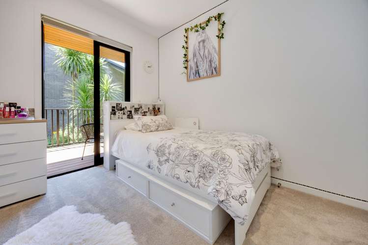 16 Catalina Bay Drive Hobsonville_18