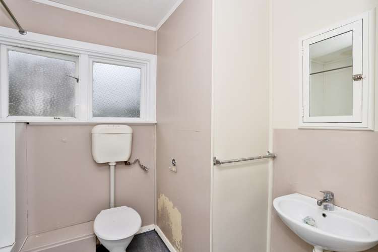 477 - 479A Yarrow Street Glengarry_22