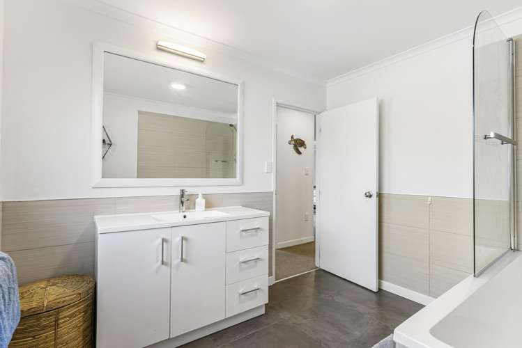 35 The Circle Manly_16