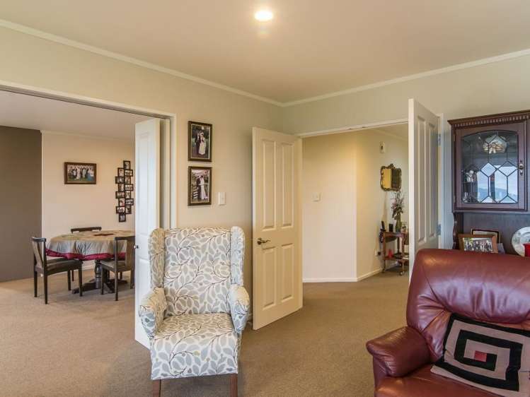 2 Matata Place Waikanae_8