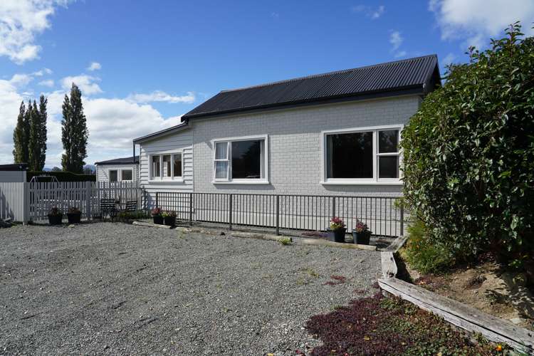 65 Ashton Street Winton Surrounds_16