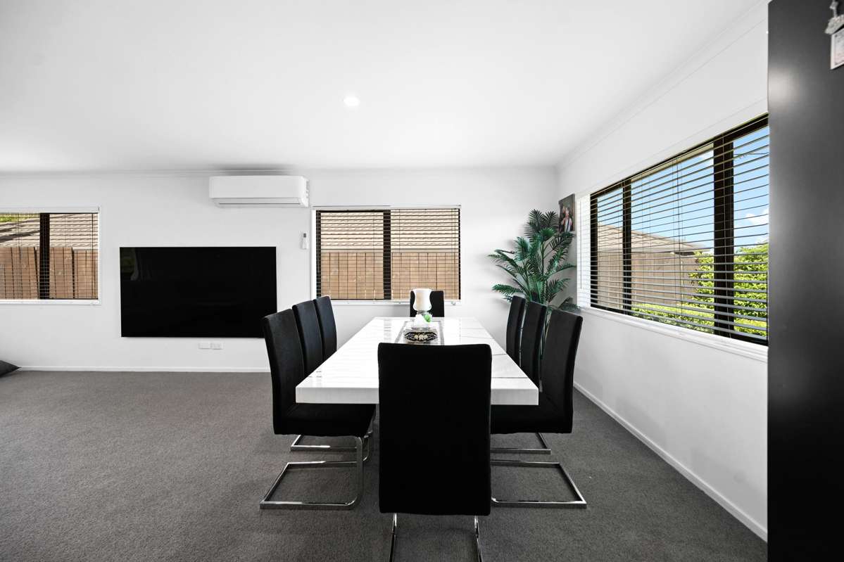 56 Farnborough Drive_1