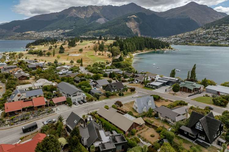 4 Four Views Avenue Kelvin Heights_24