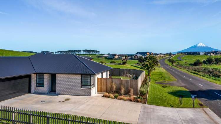 32 Larlin Drive Hawera_24