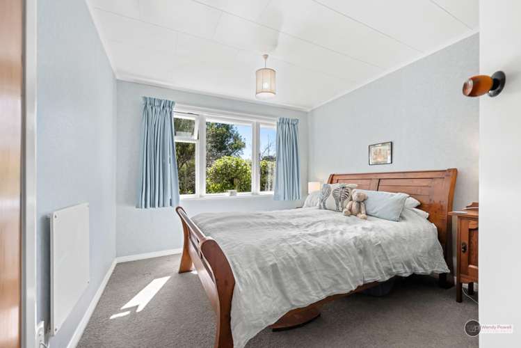 52 Elmslie Road Pinehaven_10