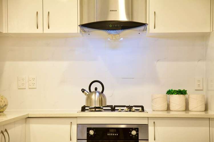 22 Haughey Avenue Three Kings_24