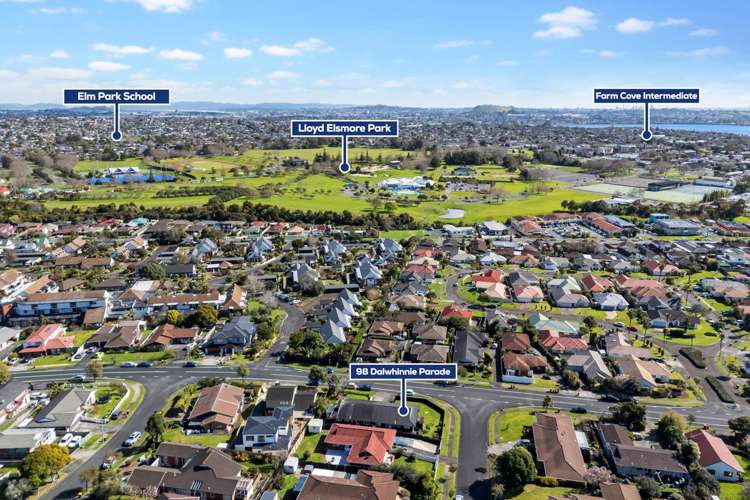 98 Dalwhinnie Parade Highland Park_13