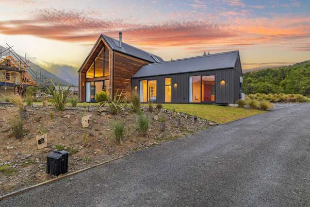 50 Luge Loop Castle Hill_2