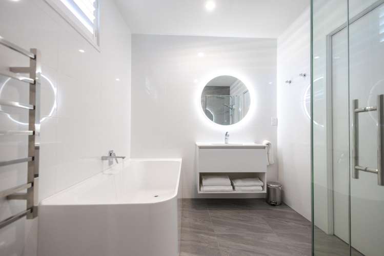 75 Fitzherbert Street Hokitika_17