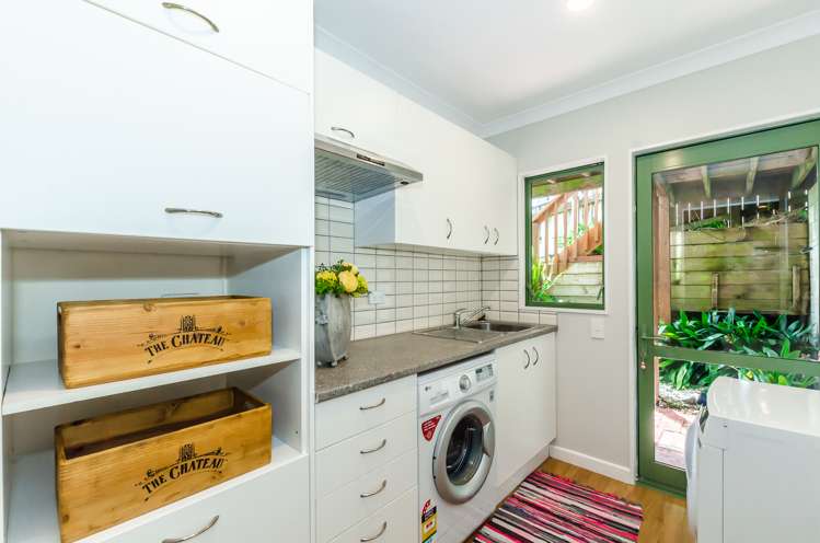 56 Kakariki Grove Waikanae_21