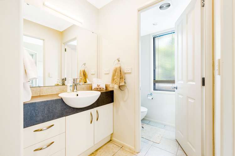 20 Anchorite Way Red Beach_17