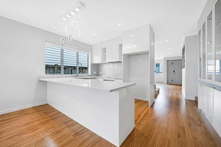 15 Peihinga Road Flat Bush_3