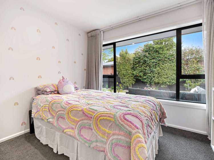 53 Woodbury Street Russley_13