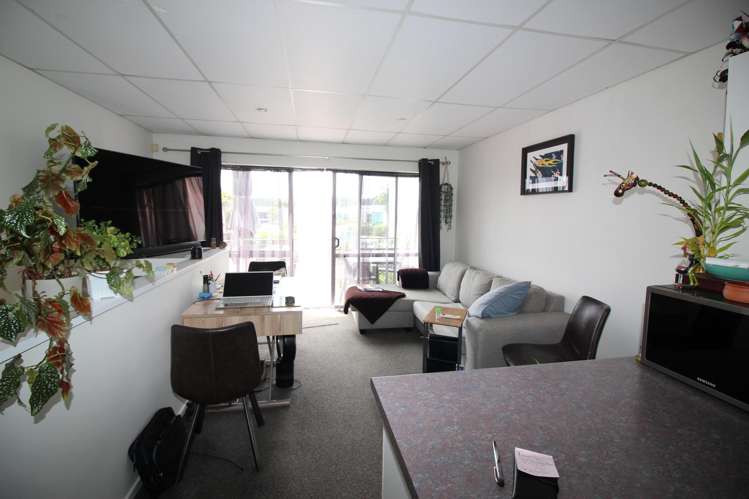 26/6 Airborne Road Albany_6