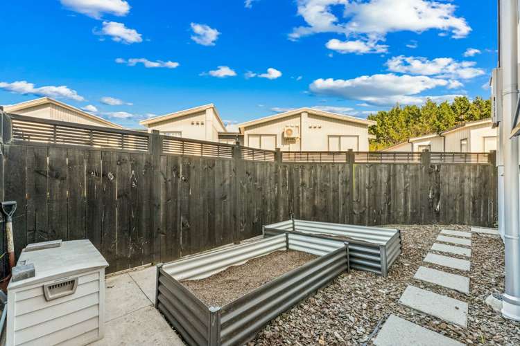 7 Awamarino Way Westgate_25