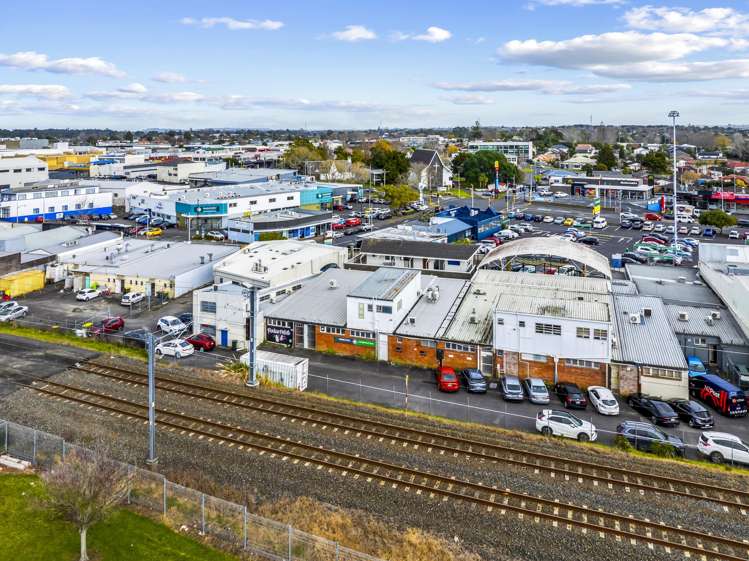 98 Great South Road Papakura_3