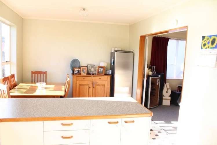 10 De Carle Street Saint Kilda_3