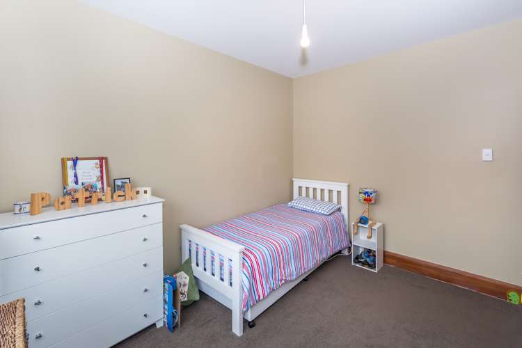 37 Frankleigh Street Somerfield_7