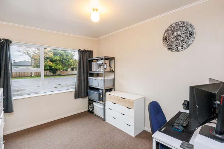 2/54 Weston Avenue Roslyn_4