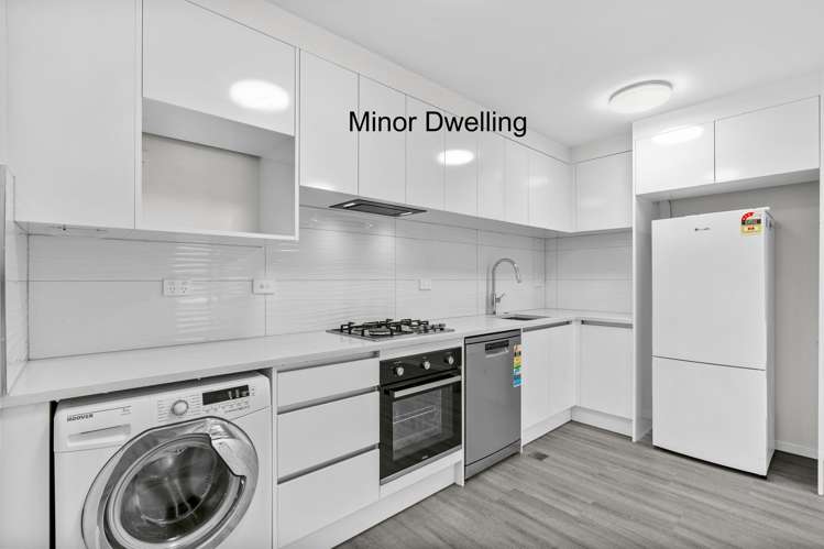 4 Tawapou Close Massey_40