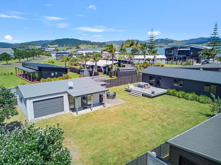 113 Kelly Jade Avenue Matarangi_27