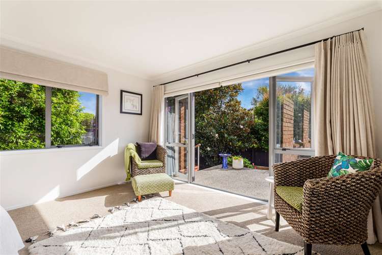 10 Seamount Drive Red Beach_17