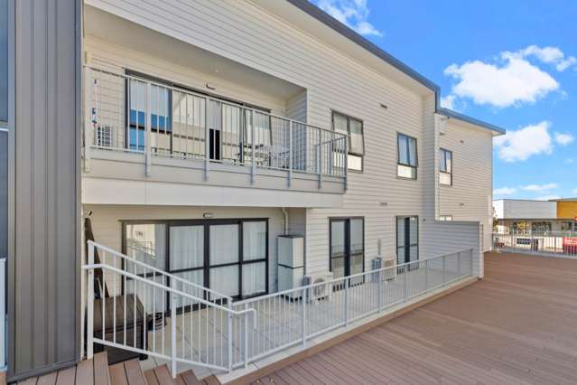 203-2 Gracechurch Drive Flat Bush_1