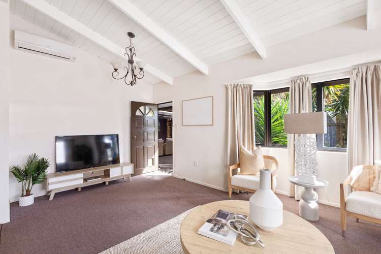 38 Carlton Terrace Westown_17