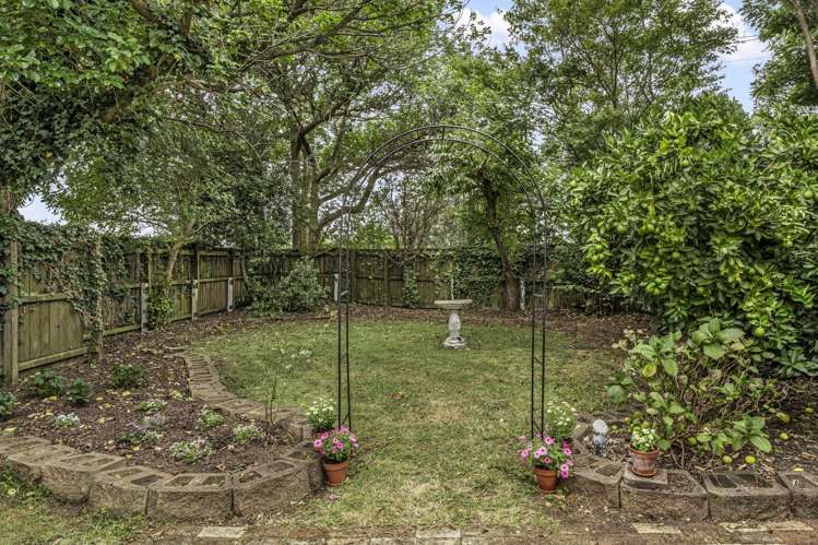 65 Kings Road Panmure_12