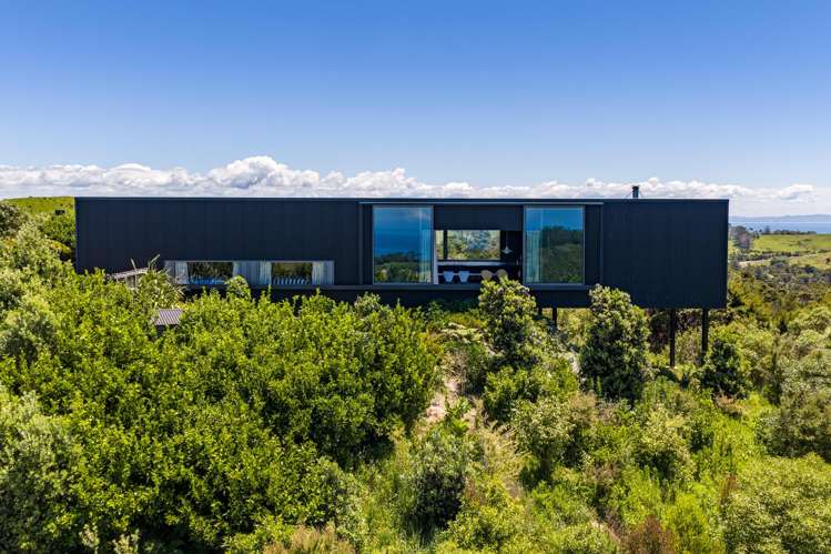 2 Tuaraki Road Mangawhai Heads_1