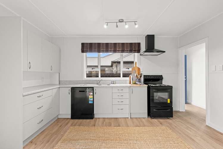 123 Kennedys Bush Road_3