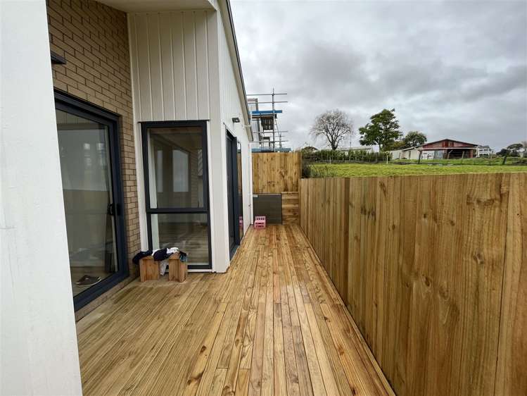 30 Morus Road Massey_5