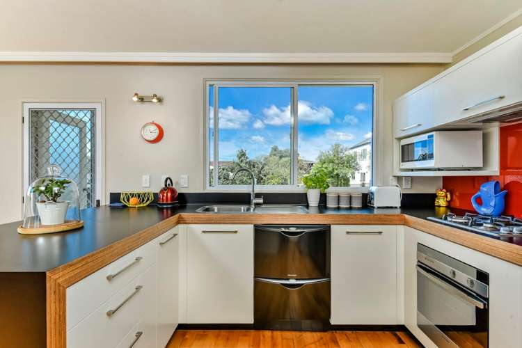 2/9 Kawerau Avenue Devonport_5