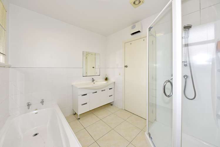 2/14 Newbridge Place Ilam_7