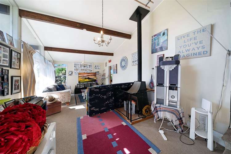 116 Archibald Road Kelston_5