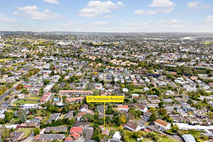 59 Seabrook Avenue New Lynn_23