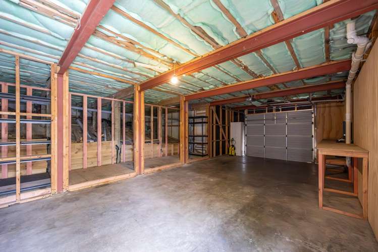 27a Langton Road Stanmore Bay_22