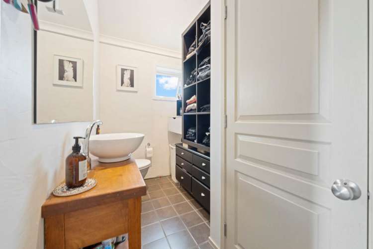 21 Roland Road Greenhithe_11