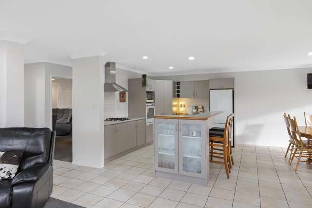 4 Lough Bourne Drive Pukekohe_4