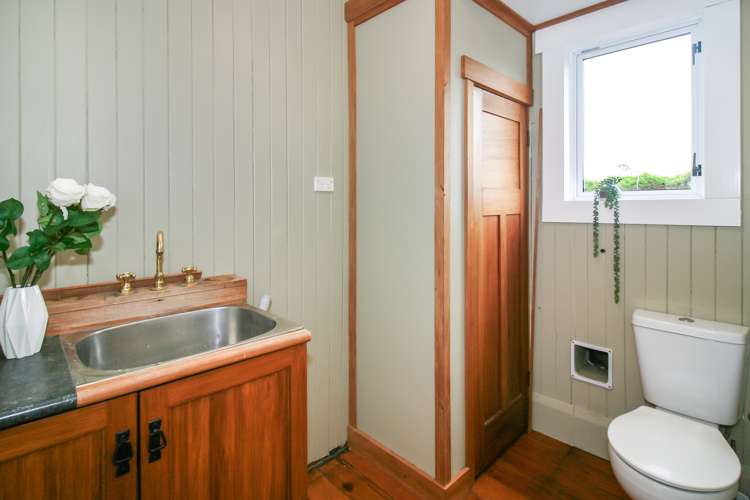 447 Wortley Road Inglewood_13