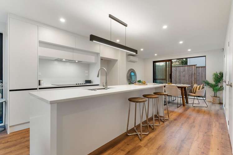 27e Odonn Avenue Beach Haven_13