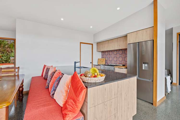 1140 Russell Road Helena Bay_11