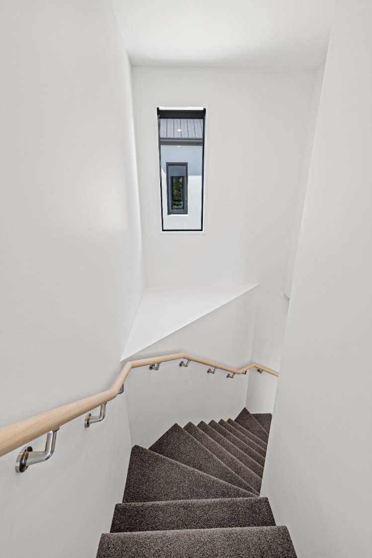 2/24 Southey Street Sydenham_9