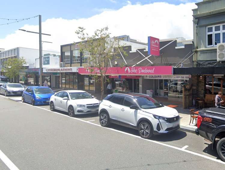 186-188 High Street Hutt Central_1