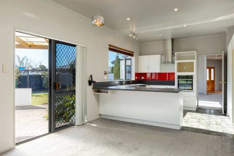 5a Scotston Grove Witherlea_6